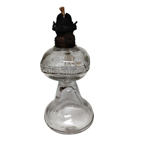 🪔🕯️Vintage Glass Oil Lamp | 6.5" Early 1900s | No Shade | Historical Decor - Picture 11 of 12